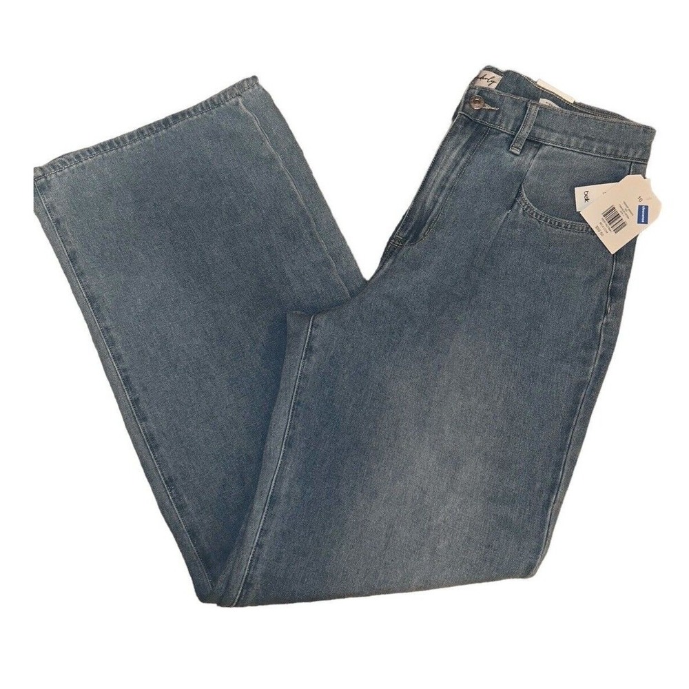 Women's Wonderly High Rise Wide Leg Light Blue Denim Jeans Size 10R NWT Belk